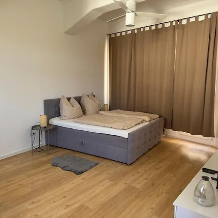 City Apartment Apartment *